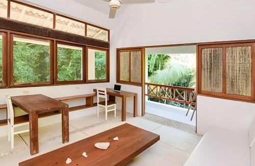 Baru Casa | La Caracola | 3BR in Native forest & Pvt Sea
