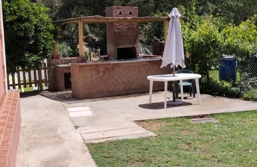 Valdeflores Chalet De Esquí | La casa de los Humeros