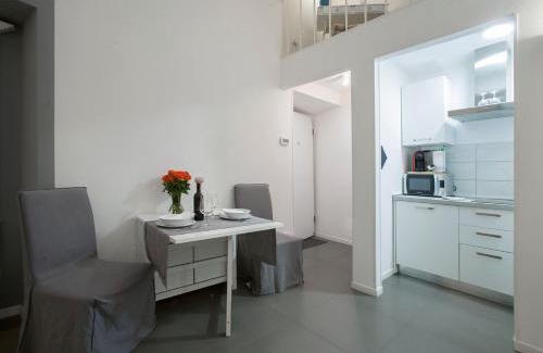 Santo Spirito Apartamento | La Casa Bianca