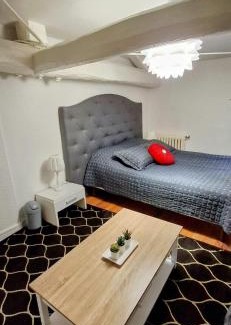 Janneyrias Casa | La Casa Blanca