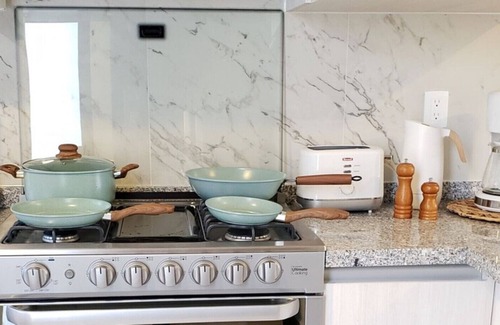 Xochitepec Casa | La Casa Blanca Santa Fe, te encantará