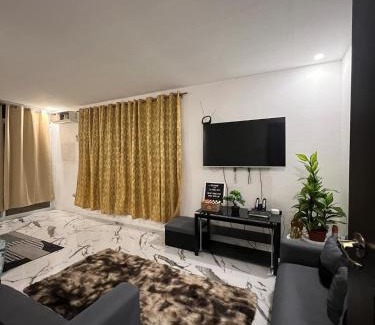 Indang Casa | La Casa Cita