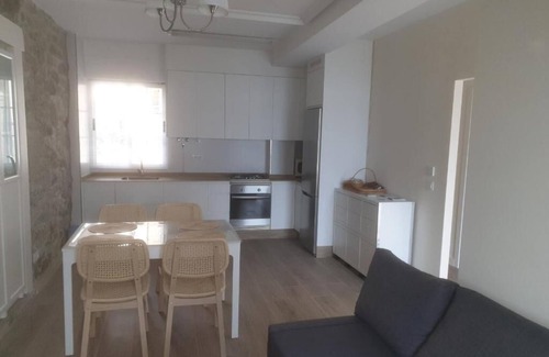 Fisterra Apartamento | La Casa de Ana está ubicada en una antigua fábrica de salazón del año1805