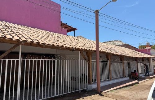 Mazatlan Hotel | La casa de Arnold