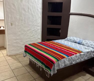 Mazatlan Hotel | La casa de Arnold