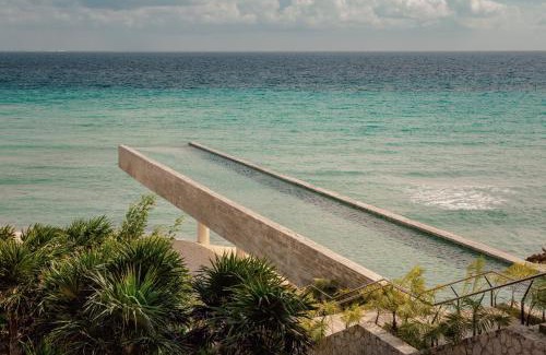 Playa del Carmen Hotel | La Casa de la Playa by Xcaret- All Inclusive Adults Only