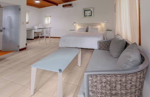 Puerto Villamil Hotel | La Casa de Marita