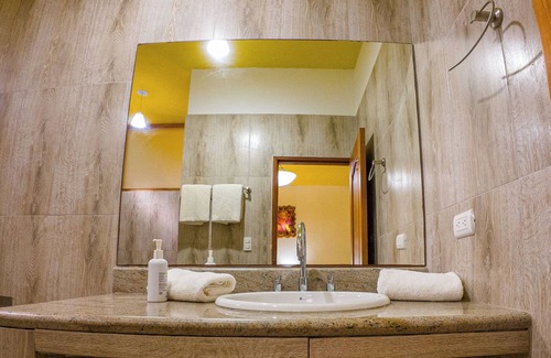 Puerto Villamil Hotel | La Casa de Marita