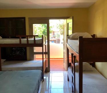 Encarnacion Hostal | La Casa de Pedro Hostel