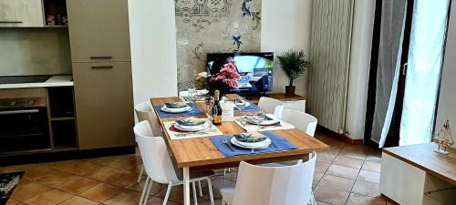 Lovere Apartamento | La Casa dei Carta-new & chic