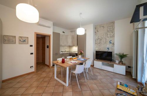 Lovere Apartamento | La Casa dei Carta-new & chic