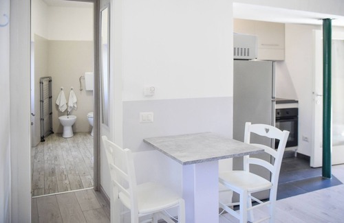 Mercallo Apartamento | La Casa dei Laghi 2 Monate Maggiore Orta. Pet-friendly. Close to Isole Borromee