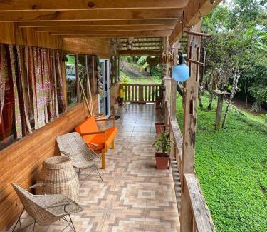 Cali Cama Y Desayuno | LA CASA DEL BOSQUE Via SALADITO