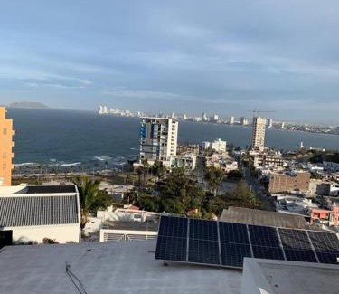 Balcones de Loma Linda Casa | La casa del cerro con vista al oceano pacifico