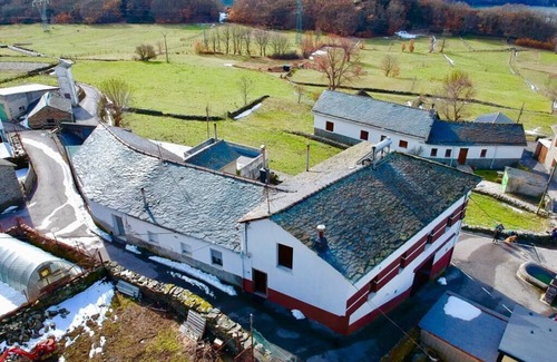 Rabanal de Arriba Casa | La Casa del Maestro - Casa de alquiler completo a 3 km de Villablino