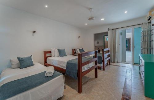 Chicxulub Puerto Casa | La Casa Del Velero, Beachfront