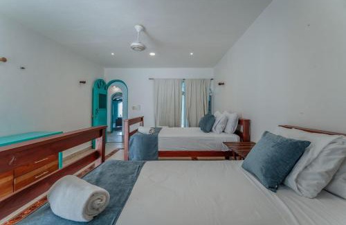 Chicxulub Puerto Casa | La Casa Del Velero, Beachfront