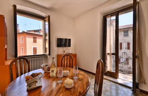 Bogliaco Apartamento | La Casa del Vento - Appartamento Collina - Theater Home