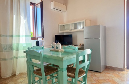 Sos Alinos Apartamento | [La Casa del Viale] Home with large outdoor area in Cala Liberotto