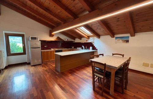 Aymavilles Apartamento | La Casa Dell'Acero
