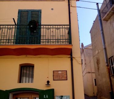 Aliano Cama Y Desayuno | La Casa dellAmericano - Casa d'epoca anni '30