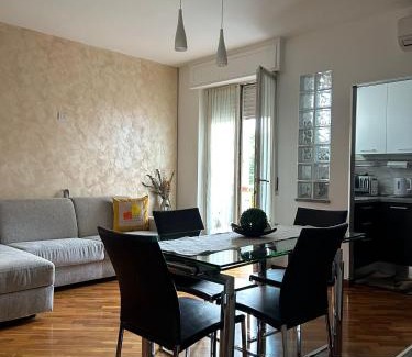Varedo Apartamento | LA CASA DI AMBRA
