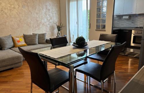 Varedo Apartamento | LA CASA DI AMBRA