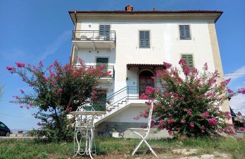 Montaldeo Cama Y Desayuno | La Casa di Bacco B&B