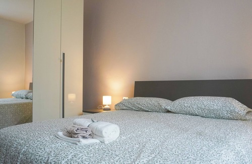 Bollate Apartamento | La casa di Emy - One Bedroom Apartment, Sleeps 4