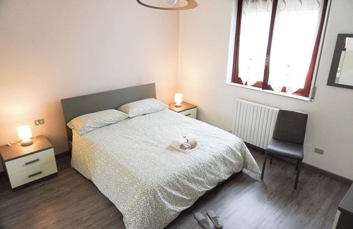 Bollate Apartamento | La casa di Emy - One Bedroom Apartment, Sleeps 4