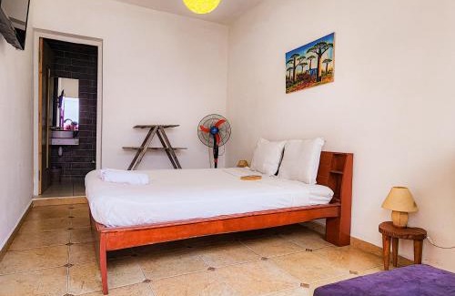 Antananarivo Avaradrano Hotel | La Casa Di Luna - Hotel with Pool and Restaurant in Antananarivo