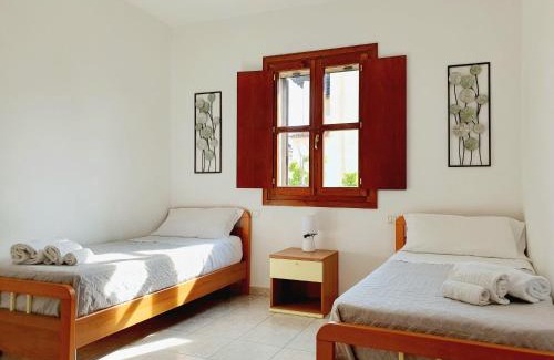 Sos Alinos Casa | La casa di Mara - Appartamento in zona residenziale a pochi minuti da Cala Liberotto