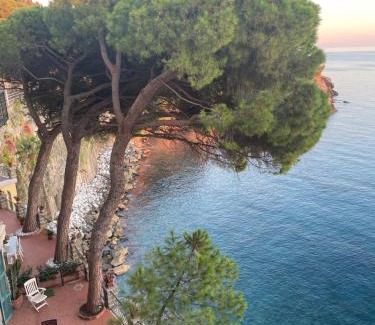 Pieve Ligure Apartamento | La Casa di Samantha a Villa Regina a picco sul mare con piscina