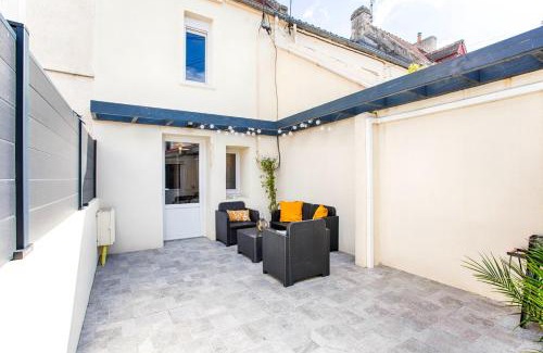 Beaulieu - Maladrerie - Saint-Paul Casa | La Casa Elisa Family town house
