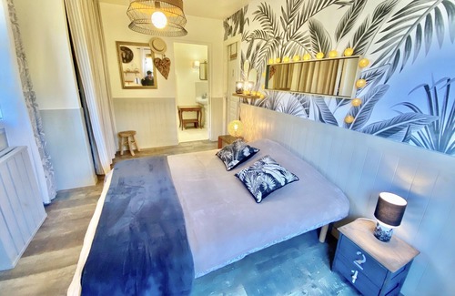 Saint-Trojan-les-Bains Villa | The Casa Familiale with swimming pool