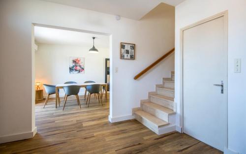 Salles-Curan Casa | La Casa Lucas - Clim, Wifi, Lits XL, Jardin & Lac