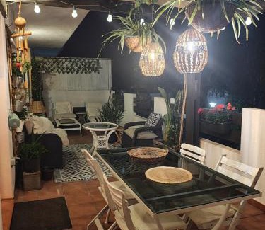 Alcorrin Casa | La casa Mariposa, UNIQUEMENT 1chambre et 1sdb privées dans un appartement partagé chez l'habitant