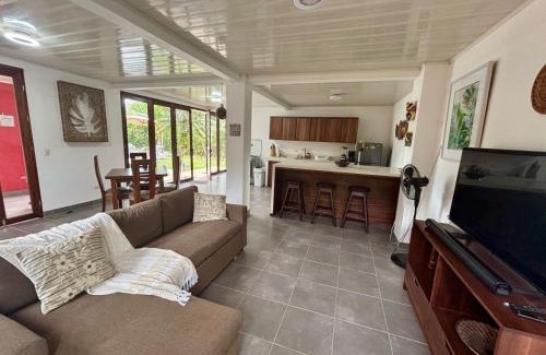 Penas Blancas Casa | La Casa Pina Pacifica near La Fortuna