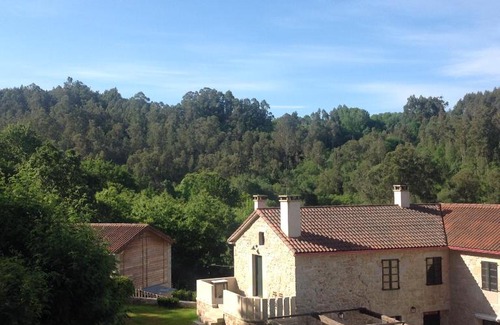 Callobre Apartamento | La Casa Roxa, naturaleza en Galicia a 12 kms. del mar