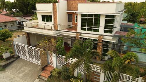 Batangas City Villa | La Casa Vacanze Ph in Batangas City 5BR with Pool
