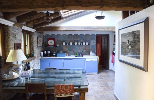 Sotosalbos Casa | Casa de Campo a 19 km de Segovia con encanto y estilo piscina privada y jardin.