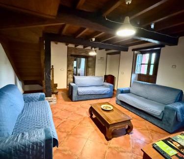 Parres Apartamento | La Casería de Los Hevia 1 y 2