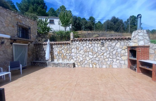 La Casa de la Noguera Casa | Casa Rural La Caseta