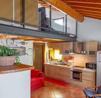 Pescantina Casa | La casetta nel borgo