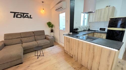 Pedralba Casa | La Casica de los Abuelos By El Conserje