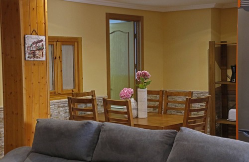 Sardalla Cabaña | Casa rural La Casina Azul para 4 personas