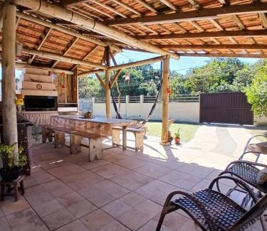 Meia Praia Casa | La Casita Casa Familiar Hospedagem e Camping Urbano