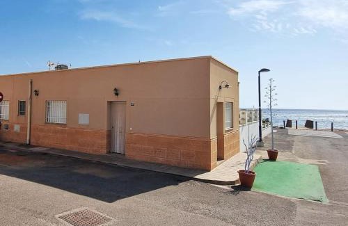 Pujaire Casa | La casita de Isabel, A pie de playa en La Fabriquilla
