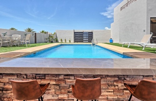 Laguna Shores Casa | La Casita de Ivan
