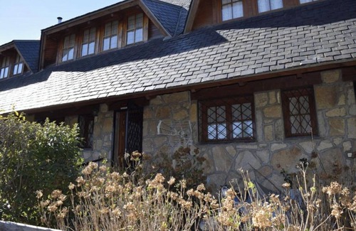 Cercedilla Chalet De Esquí | La casita de la Sierra Cercedilla. Precioso chalet de piedra y madera.